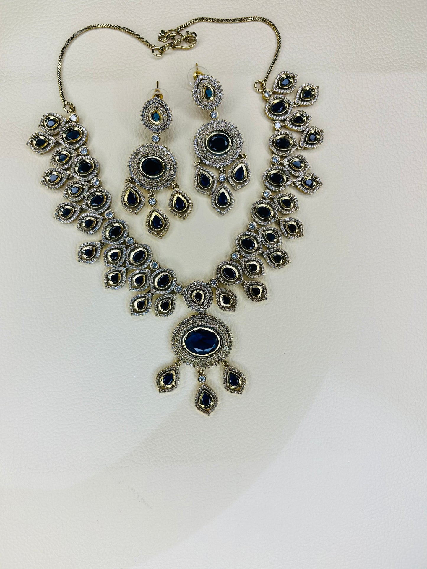 Elegant Royal Blue Gemstone Necklace with Matching Earrings - Traditional Indian Jewelry